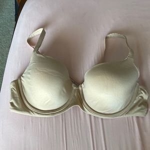 Beige / tan bra, Victoria secret, 38C